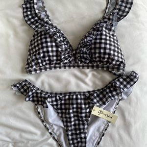 NWT Molybell Black & White Gingham Print Ruffle Two-Piece Swim Bikini Set